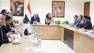 وزيرا التخطيط والزراعة يتابعان موقف برنامج الإصلاحات الهيكلية بقطاع الزراعة