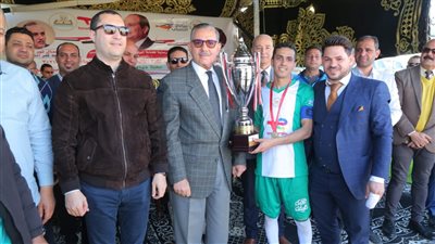 محافظ كفرالشيخ يشهد نهائى دوري مراكز الشباب لكرة القدم .. ويكرم فريق محلة دياى لفوزه بالكأس 