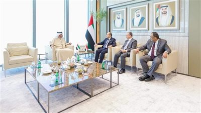 وزير التجارة يبحث مع نظيره الإماراتي سبل تعزيز العلاقات الاقتصادية المشتركة بين البلدين