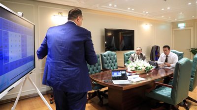 وزير الصحة يتابع التجهيزات النهائية لتدشين المرحلة الثانية من التأمين الصحي الشامل