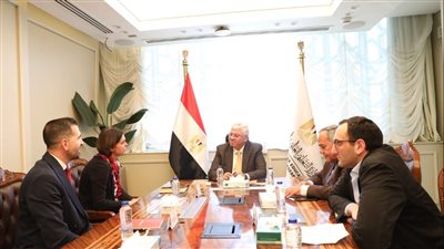 وزير التعليم العالي يبحث سُبل التعاون مع جمعية المُحاسبين القانونيين المُعتمدين البريطانية