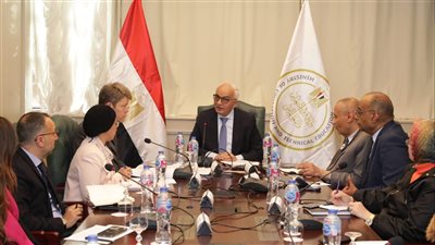وزير التعليم يستقبل وفد البنك الدولى لبحث تطوير منظومة التعليم قبل الجامعي