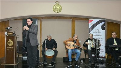 تكريم أسر الشهداء فى احتفالية 