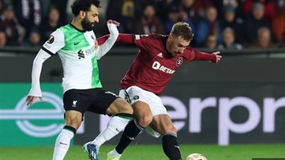 ليفربول يقسو على سبارتا براغ بخماسية ويضع قدما بربع نهائي الدوري الأوروبي