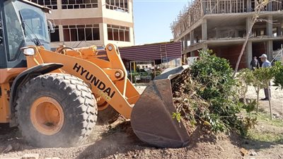 وزير الإسكان: تنفيذ ٢٨ قرار إزالة لمخالفات بناء بالساحل الشمالي..وحملات بـ5 مدن