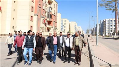 وزير الإسكان يُتابع موقف وحدات المبادرة الرئاسية 