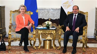 الرئيس ورئيسة المفوضية الأوروبية يبحثان ترفيع العلاقات إلى مستوى الشراكة الاستراتيجية والشاملة