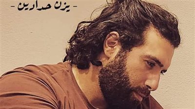 لقد وَعدتك أَن نَنظر إلى بَيتِنا مِن حافة القَمر 