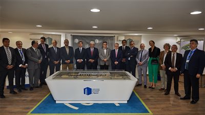 سفير فرنسا و وزير التعليم العالي  يزوران الموقع  الجديد للجامعة الفرنسية