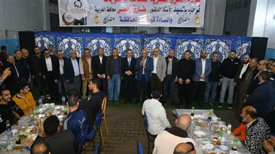 محافظ الغربية يشارك عمال غزل المحلة السحور الرمضاني بالمنطقة الصناعية