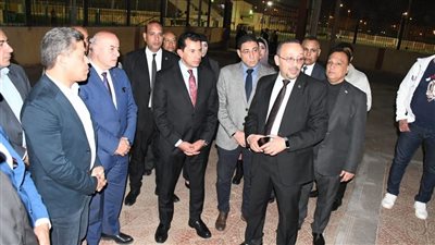 وزير الرياضة يشارك ذوي الهمم بمراكز التخاطب في إفطار جماعي احتفالاً بيوم زايد الإنساني