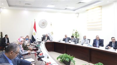 وزير التعليم العالي يوجه بإيجاد بدائل محلية لمُستلزمات الإنتاج والصناعة