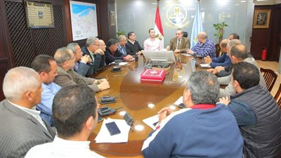 محافظ كفرالشيخ يصدق علي التعريفة الموحدة لأجرة التاكسي والتوكتوك  