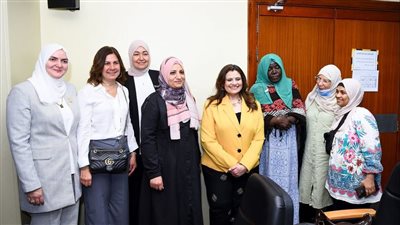 وزيرة الهجرة : اؤمن برسالة مستشفي بهية وبدورها في مكافحة سرطان الثدي 