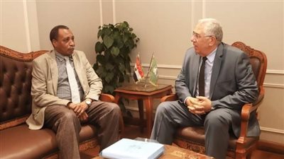 وزير الزراعة يبحث مع مدير المنظمة العربية للتنمية التعاون بين الوزارة والمنظمة