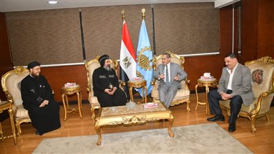 محافظ الغربية يستقبل الأنبا إغناطيوس للتهنئة بعيد الفطر المبارك 