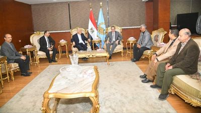 محافظ الغربية يستقبل وفدا من الكنيسة الانجيلية للتهنئة بعيد الفطر المبارك