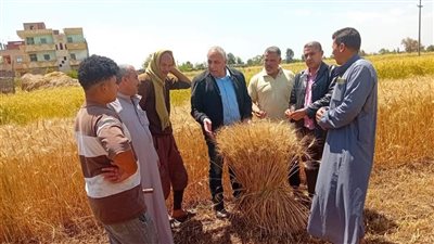 في ثالث أيام عيد الفطر..«وكيل زراعة الغربية» يتفقد سير العمل بالإدارات الزراعية 