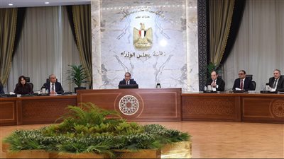 رئيس الوزراء: الأحد المقبل.. تطبيق خفض سعر رغيف الخبز السياحي في الأسواق 