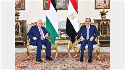 الرئيس  الفلسطيني يهنئ نظيره المصري عبد الفتاح السيسي بعيد تحرير سيناء