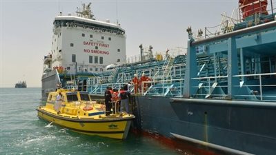  قناة السويس: مد العمل بالتخفيضات لعدد من السفن والناقلات حتى نهاية 2024