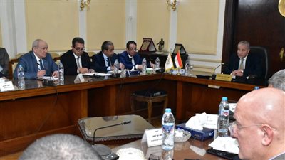 وزير التموين: استلام 750 ألف طن قمح محلي والمستهدف 3.5 مليون طن