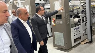 وزير قطاع الأعمال يتفقد مصانع شركة مصر للغزل والنسيج بالمحلة الكبرى