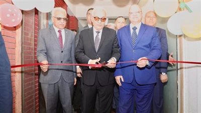 وزير التعليم ومحافظ القاهرة يفتتحان المعرض السنوى وورش عمل طلاب مدارس التعليم الفنى 