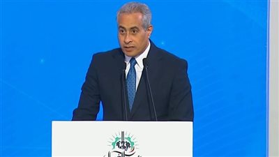 وزير العمل: مستمرون في تنفيذ توجيهات الرئيس للحفاظ على مكتسبات العمال