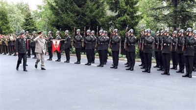 رئيس الأركان يعود إلى أرض الوطن بعد إنتهاء زيارته الرسمية لجمهورية تركيا