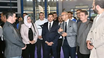 وزير الشباب والرياضة يشهد ختام بطولة الأندية لكرة القدم الإلكترونية باستاد القاهرة