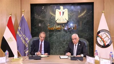 وزير الاتصالات وتكنولوجيا المعلومات والنائب العام يوقعان بروتوكول تعاون