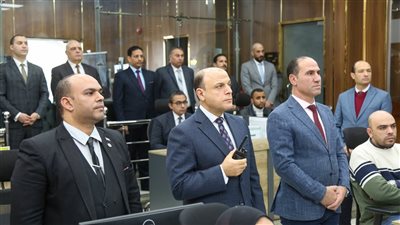 محافظ كفرالشيخ يترأس غرفة العمليات الرئيسية بمركز سيطرة الشبكة الوطنية للطوارئ والسلامة العامة