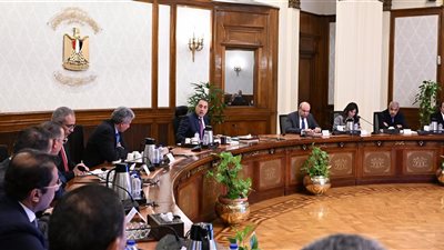 الحكومة تستهدف زيادة أعداد السائحين وتحسين تجربة الزائرين في مصر