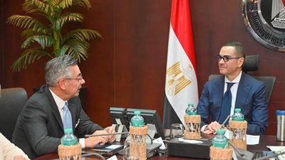 وزير الاستثمار والتجارة الخارجية يبحث فرص التعاون مع غرفة التجارة الإيطالية العربية