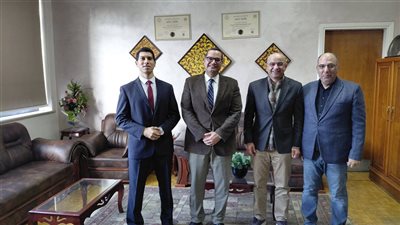 ماجستير في القانون الدولي من جامعة كوين ماري.. حقوق عين شمس تكرم أحد خريجيها