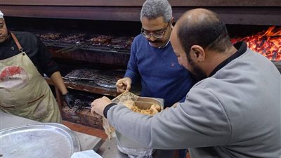 تحرير 282 مخالفة وضبط كميات من السلع مجهولة المصدر وغير الصالحة للاستهلاك بالمنيا