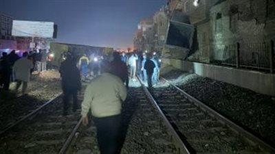 مصرع فتاة صدمها قطار أثناء عبورها السكة الحديد في البدرشين