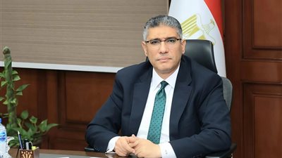 محافظة الجيزة تنفذ ربط كهربائي بمحطة مياه منشأة القناطر دون قطع الخدمة مع توفير سيارات مياه احترازية