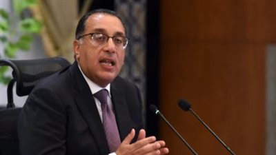 رئيس الوزراء يراقب تقدم مشروع الهيدروجين الأخضر بقناة السويس لتعزيز الطاقة المتجددة