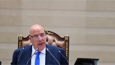 رئيس 