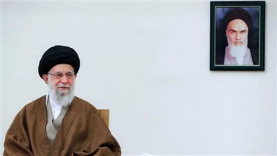 المرشد الإيراني يشيد بالتجمعات المؤيدة للحكومة ويصفها بـ«التاريخية»