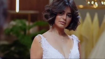  حقيقة زواج منة فضالي.. فستان زفاف 