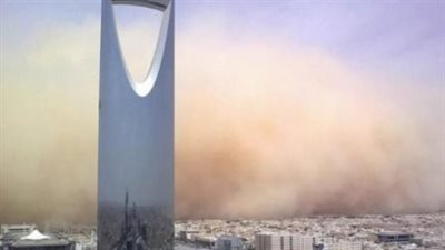 «أ ف ب»: دوي انفجارات في العاصمة السعودية الرياض