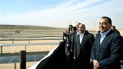 رئيس الوزراء يشهد توقيع تمويل مشروع 