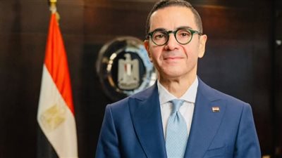  لبحث زيادة التصدير.. وزير التجارة الخارجية يتفقد المناطق الاستثمارية بعدد من المحافظات