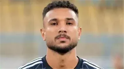 صفقة الشتاء.. النادي الأهلي يحسم ضم هادي رياض ورحلة أوروبية للمهاجم