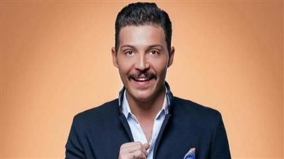 إصابات متعددة وكدمات.. اتهام الفنان محمود حجازي بالتعدي على زوجته داخل مسكنهما