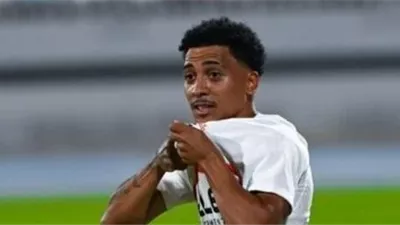 القضية العاشرة.. فيفا يوقف قيد الزمالك بسبب مستحقات خوان بيزيرا