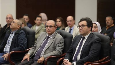 وزير الثقافة يشهد مناقشة كتابي «شاهد على الحرب والسلام» و«شهادتي» لأمين عام الجامعة العربية بمعرض القاهرة الدولي للكتاب 57